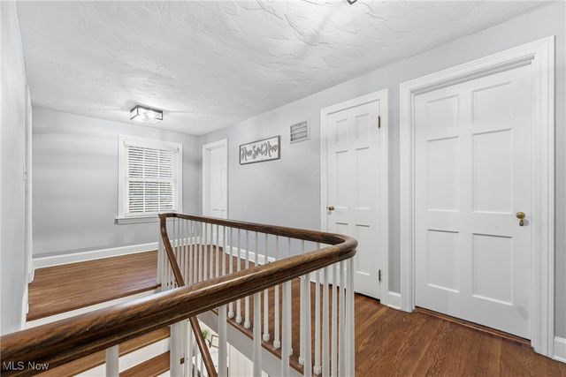 720 Knoll Street SE, North Canton, OH 44709