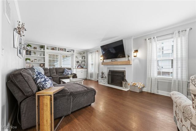 720 Knoll Street SE, North Canton, OH 44709