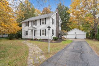 720 Knoll Street SE, North Canton, OH 44709