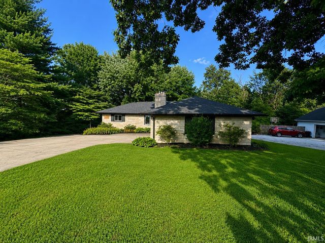 8811 Old State Road, Evansville, IN 47711