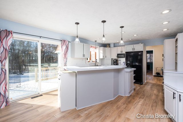 12740 Triple Oak Drive NE, Lowell, MI 49331