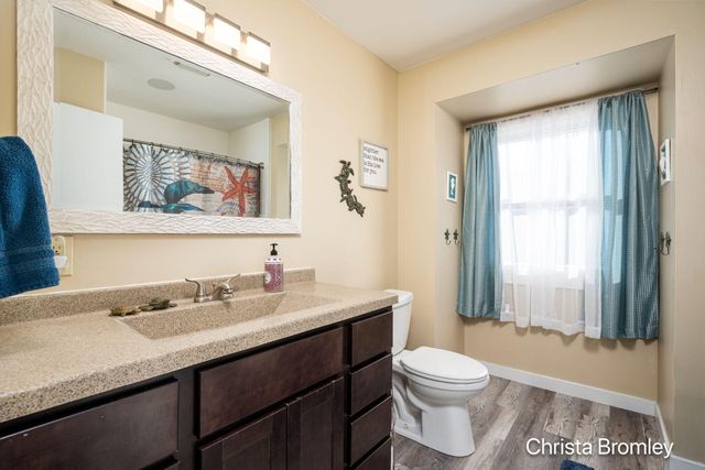 12740 Triple Oak Drive NE, Lowell, MI 49331