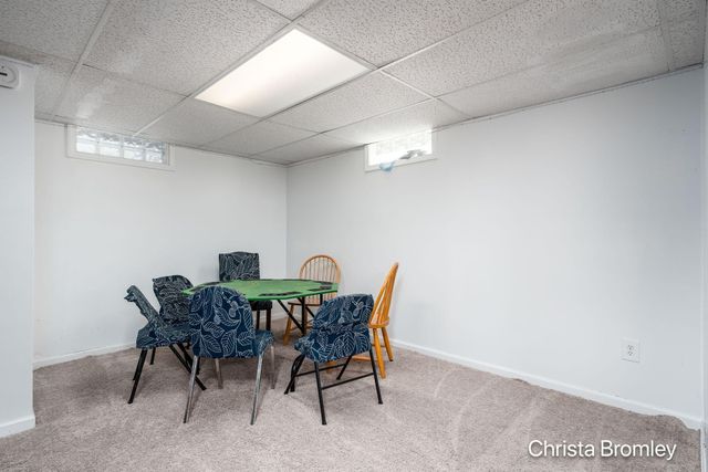 12740 Triple Oak Drive NE, Lowell, MI 49331