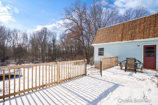 12740 Triple Oak Drive NE, Lowell, MI 49331