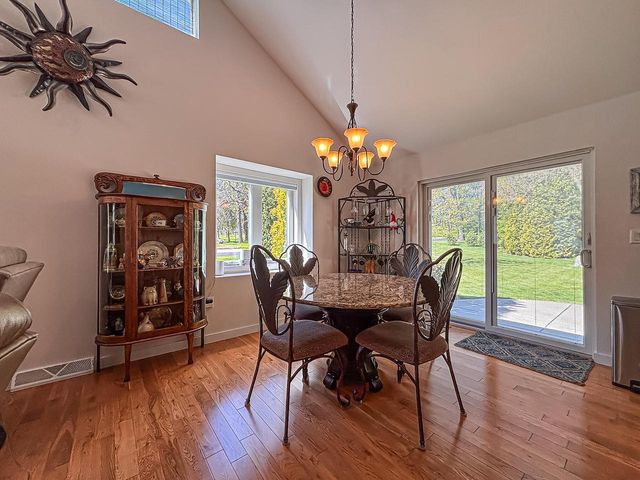 S50W30750 Walnut STREET, Mukwonago, WI 53149