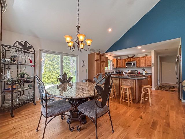 S50W30750 Walnut STREET, Mukwonago, WI 53149