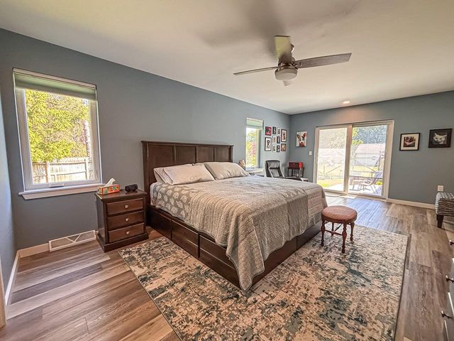 S50W30750 Walnut STREET, Mukwonago, WI 53149