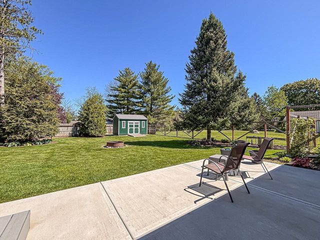 S50W30750 Walnut STREET, Mukwonago, WI 53149