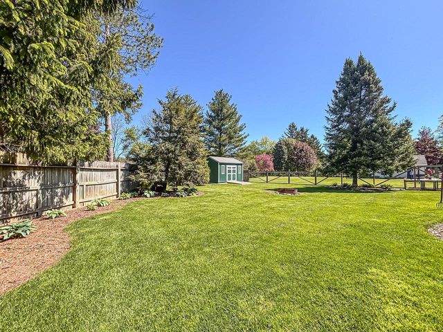 S50W30750 Walnut STREET, Mukwonago, WI 53149