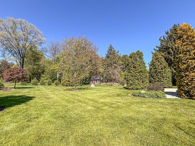 S50W30750 Walnut STREET, Mukwonago, WI 53149