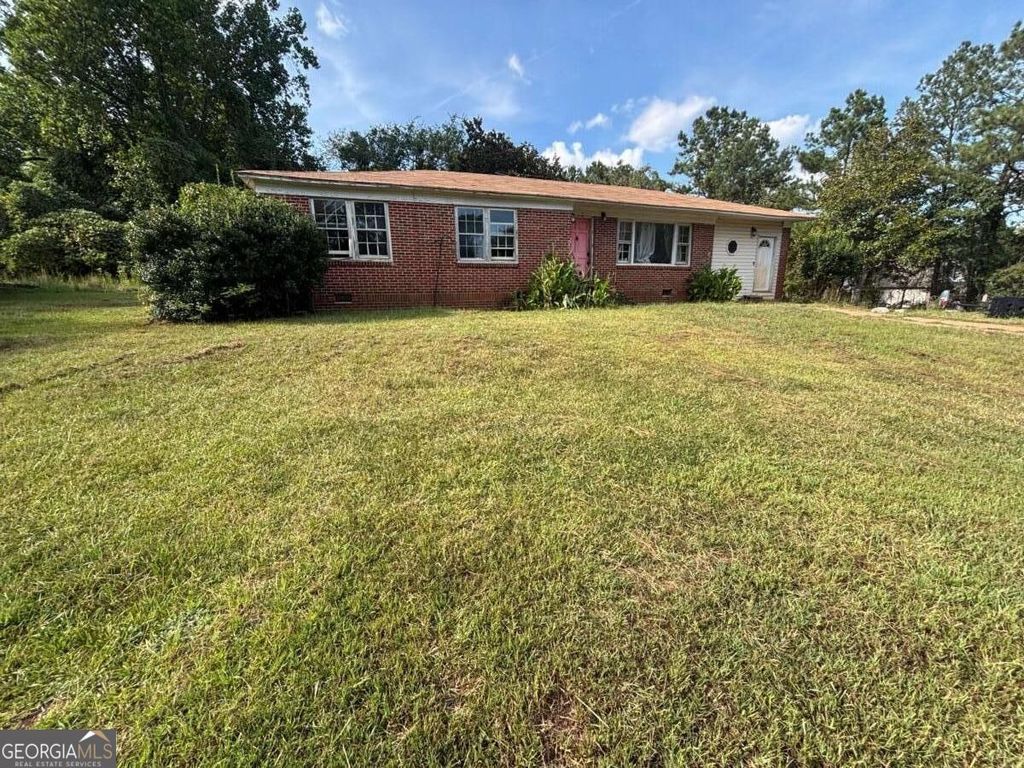 3658 West Point Road, Lagrange, GA 30240