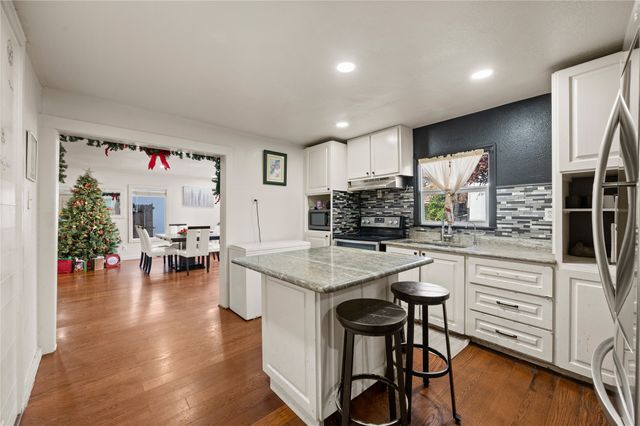 4404 Newman Drive, Haltom City, TX 76117