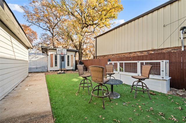 4404 Newman Drive, Haltom City, TX 76117