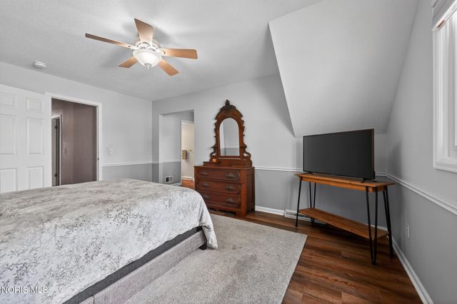 7111 Williamsburg Drive, Sylvania, OH 43560