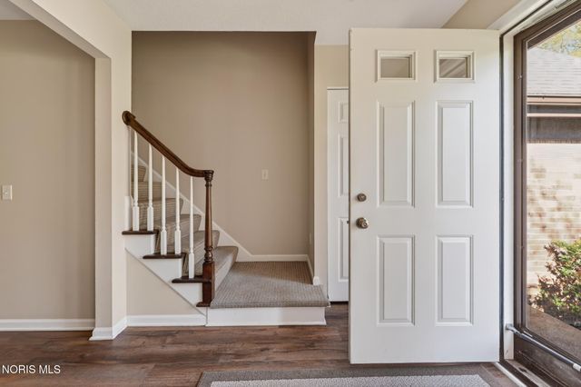 7111 Williamsburg Drive, Sylvania, OH 43560