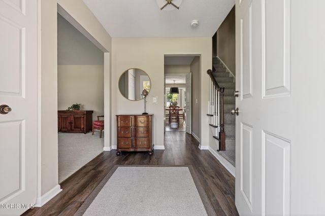 7111 Williamsburg Drive, Sylvania, OH 43560