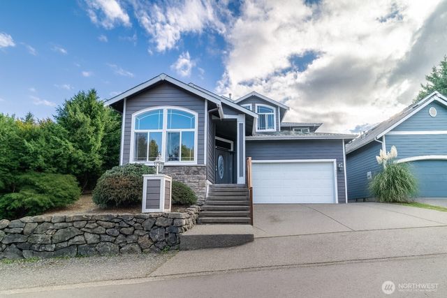 722 E Tacoma Street, Kent, WA 98030