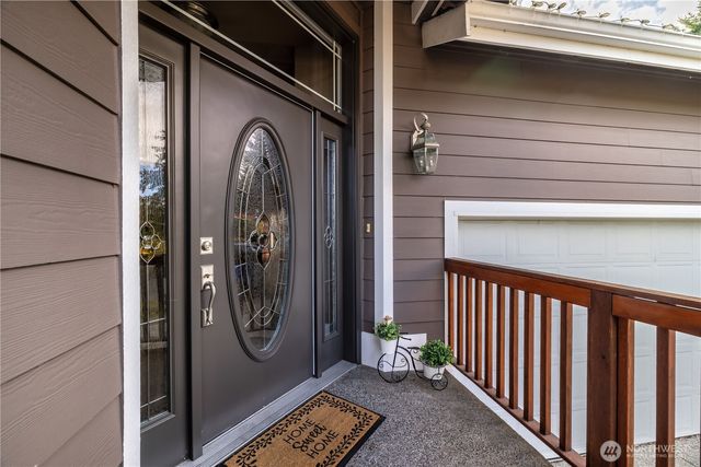 722 E Tacoma Street, Kent, WA 98030