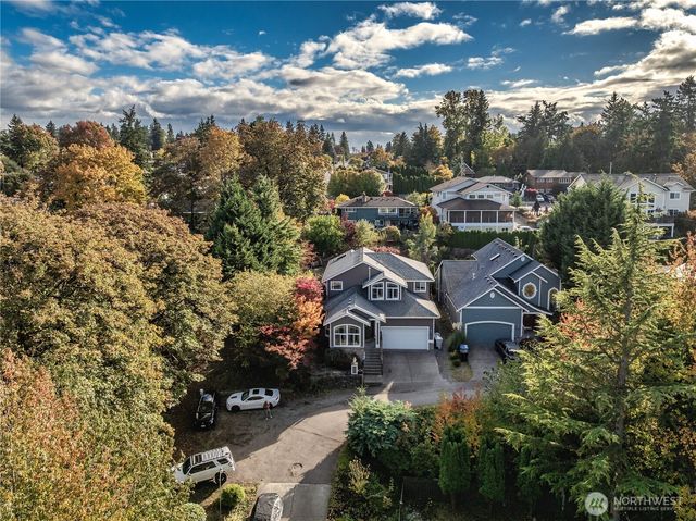 722 E Tacoma Street, Kent, WA 98030