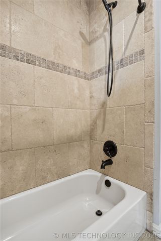 9502 N 143rd East Court, Owasso, OK 74055