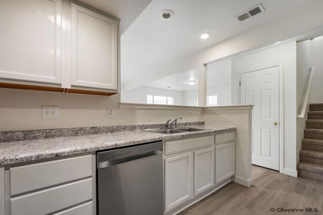 333 PATTON AVE, Cheyenne, WY 82007