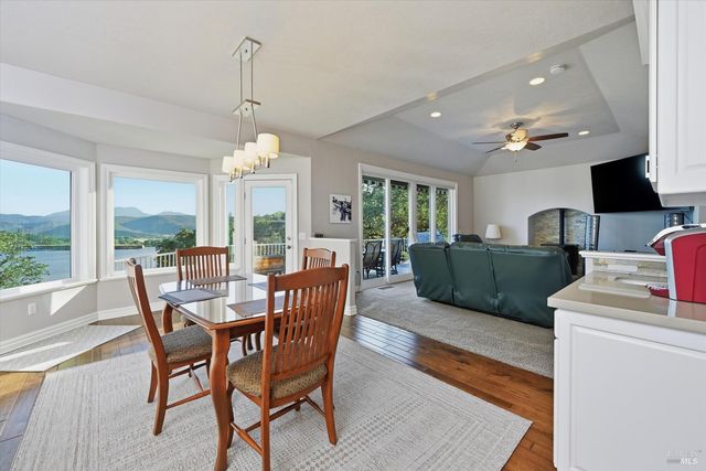 18387 N Shore Dr, Hidden Valley Lake, CA 95467