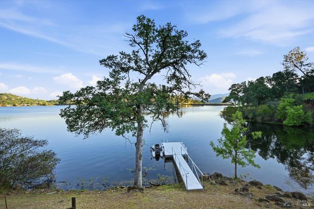18387 N Shore Dr, Hidden Valley Lake, CA 95467