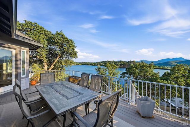 18387 N Shore Dr, Hidden Valley Lake, CA 95467