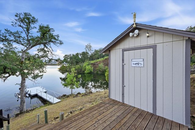 18387 N Shore Dr, Hidden Valley Lake, CA 95467