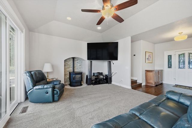 18387 N Shore Dr, Hidden Valley Lake, CA 95467