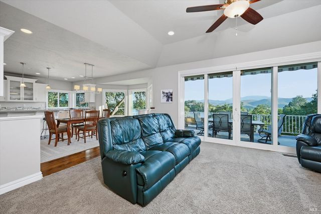 18387 N Shore Dr, Hidden Valley Lake, CA 95467
