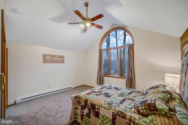 241 WYALUSING DR, Pocono Lake, PA 18347