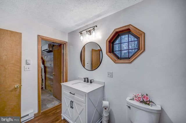 241 WYALUSING DR, Pocono Lake, PA 18347