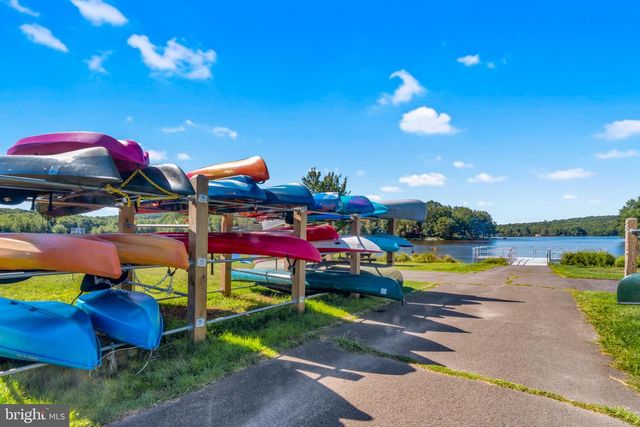 241 WYALUSING DR, Pocono Lake, PA 18347