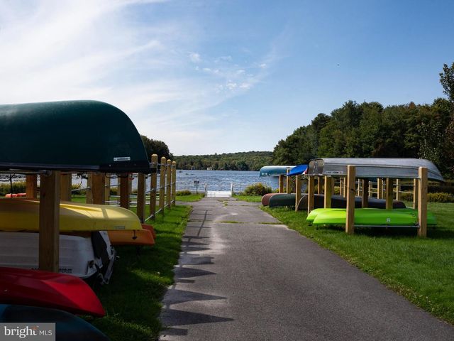 241 WYALUSING DR, Pocono Lake, PA 18347