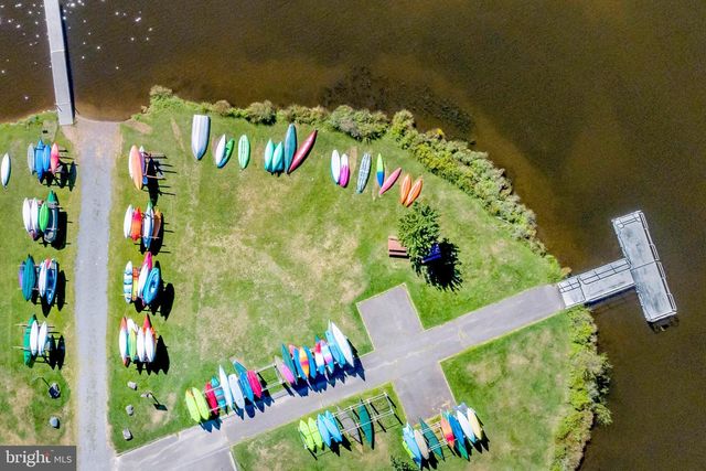 241 WYALUSING DR, Pocono Lake, PA 18347