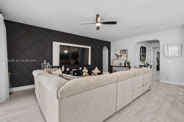 3120 PRINCEWOOD DR, Clermont, FL 34715