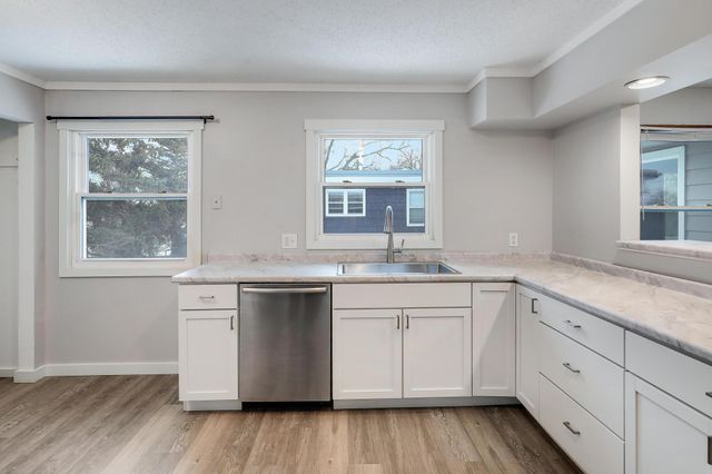 3279 Library Lane, Saint Louis Park, MN 55426