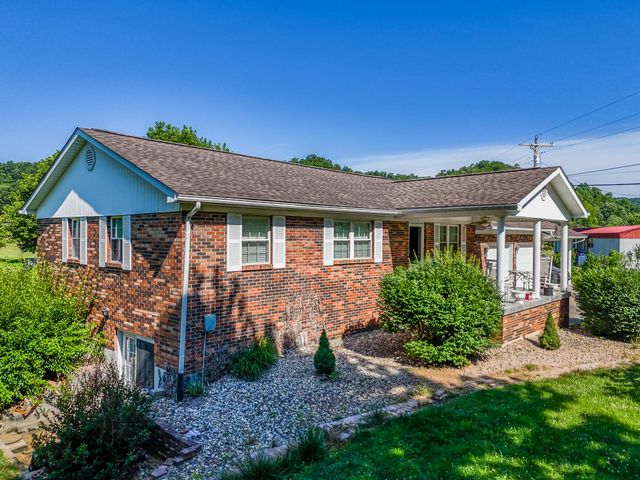 73 Bill Fannin Road, West Liberty, KY 41472