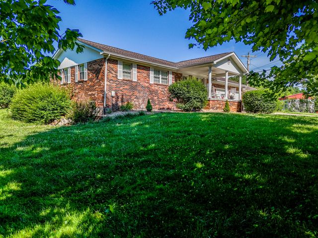 73 Bill Fannin Road, West Liberty, KY 41472