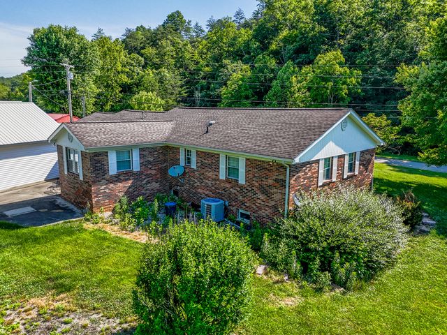 73 Bill Fannin Road, West Liberty, KY 41472