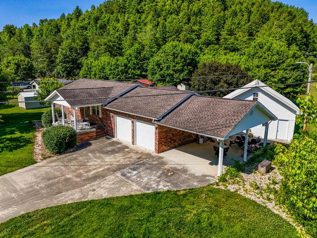 73 Bill Fannin Road, West Liberty, KY 41472