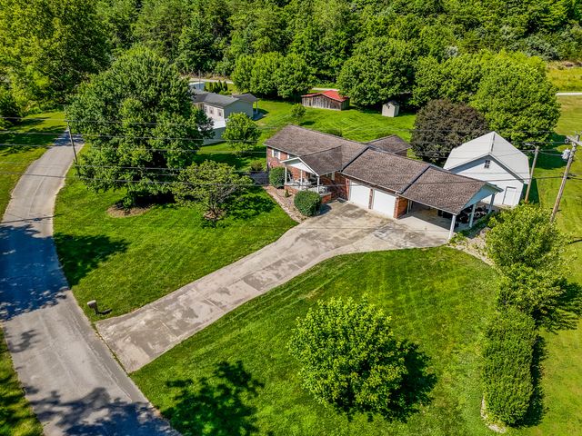 73 Bill Fannin Road, West Liberty, KY 41472