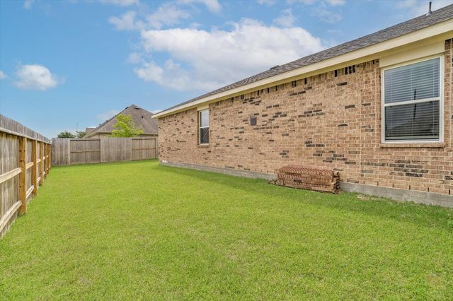 8438 Bay Ridge Circle, Baytown, TX 77523
