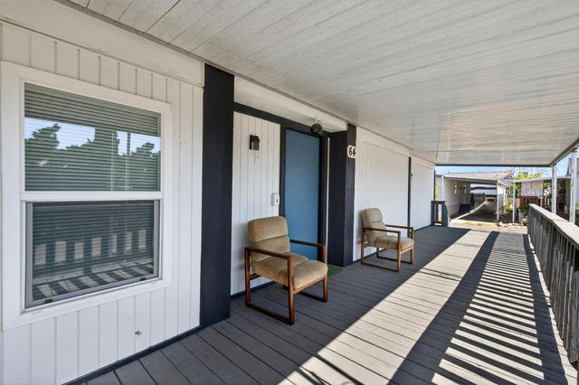 105 W Herndon Ave Spc 64, Pinedale, CA 93650