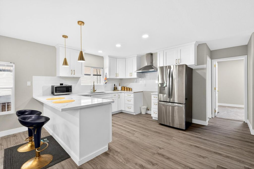 Image 10 of property listing at 105 W Herndon Ave Spc 64, Pinedale, CA 93650