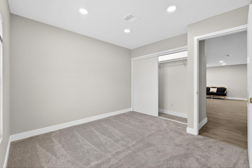 Image 14 of property listing at 105 W Herndon Ave Spc 64, Pinedale, CA 93650