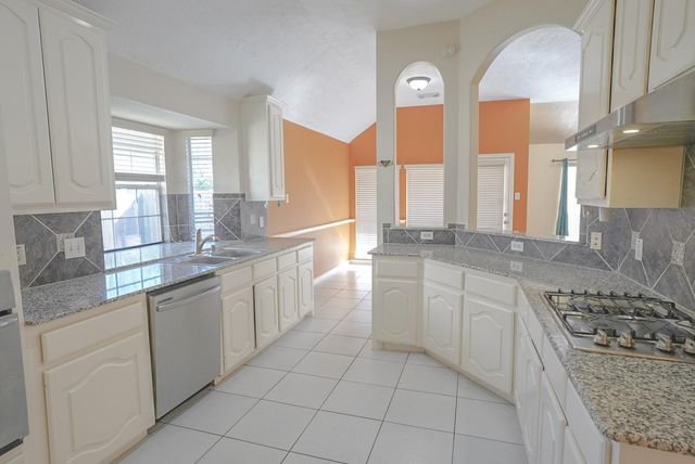 6006 Country Ridge Drive, Richmond, TX 77469