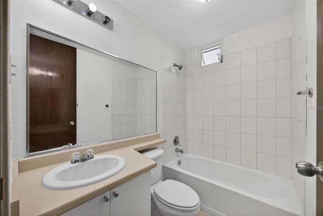 F-15 LAS PALMAS DE CERRO GORDO, Vega Alta, PR 00692