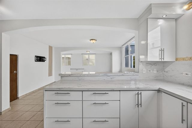 F-15 LAS PALMAS DE CERRO GORDO, Vega Alta, PR 00692